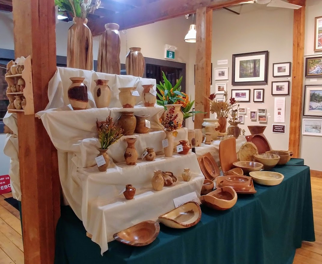Various wood art pieces such as bowls and vases
