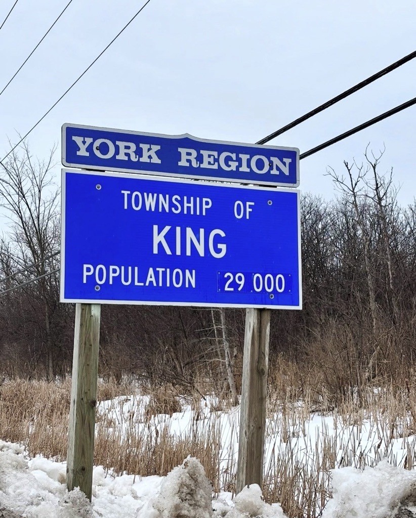 Blue Highway Gateway Sign with wording "York Region: Township of King Population 29,000"