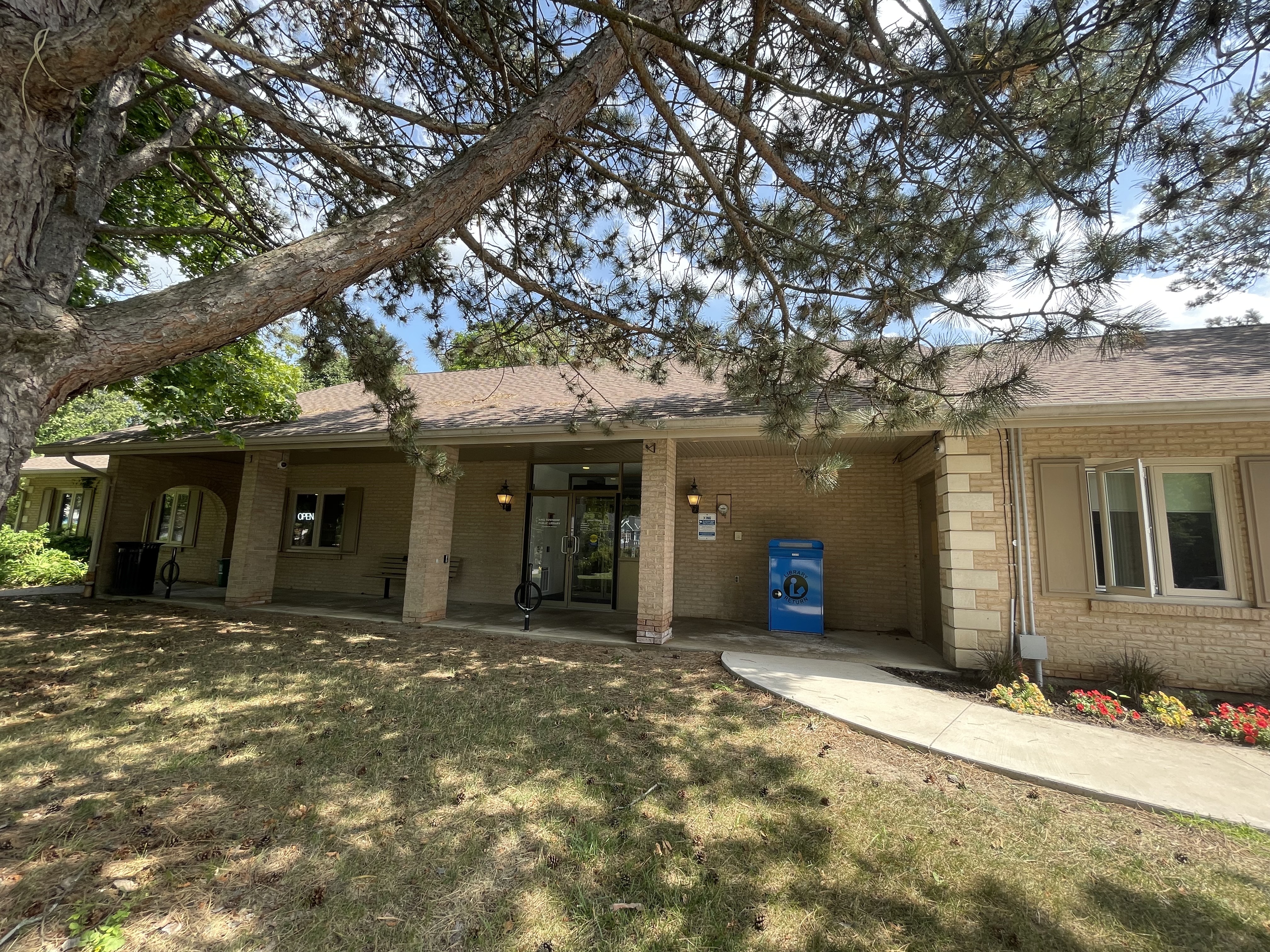 KTPL Schomberg branch exterior